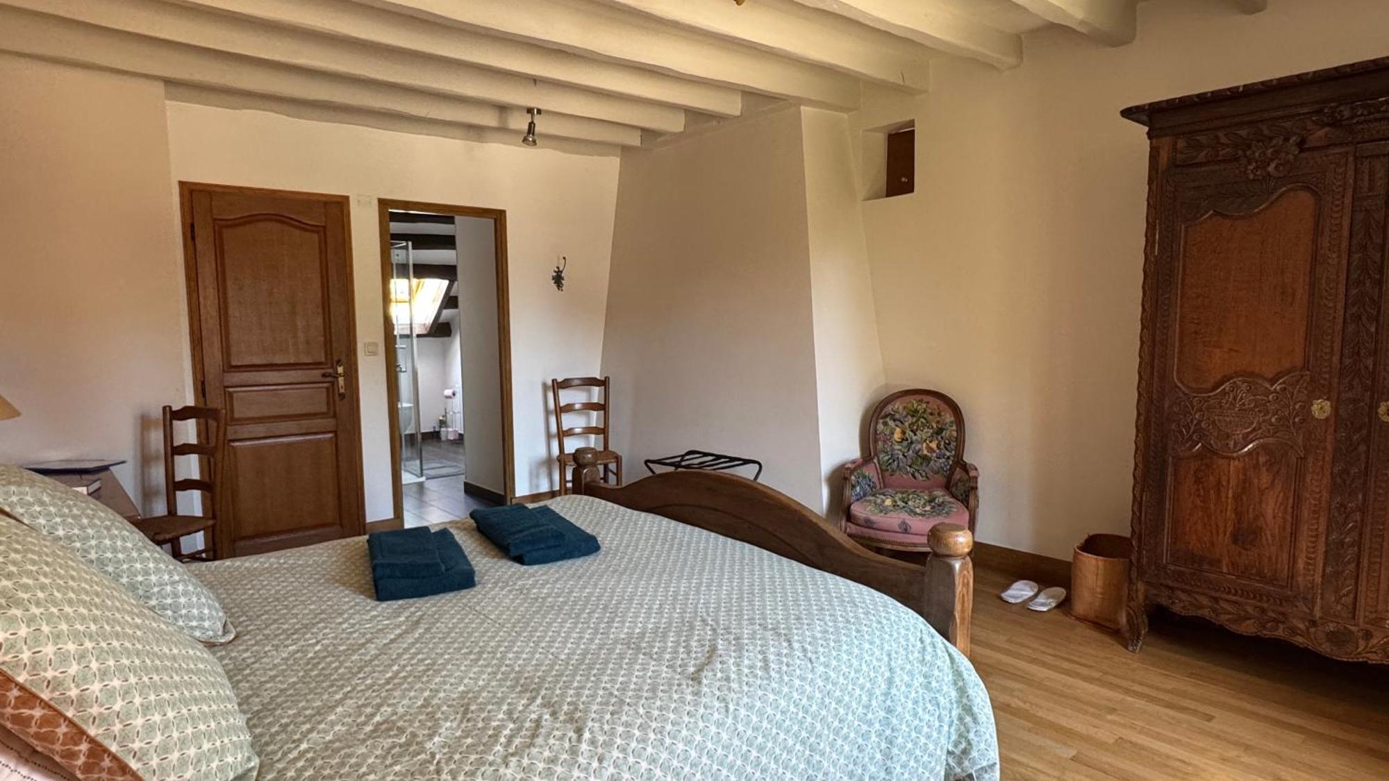 Maison Forte Perreuse Treigny Exterior photo